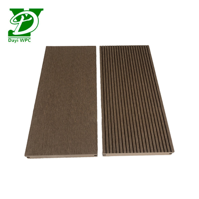 Resistente all'umidità impermeabile Composite Decking Composite Deck Boards impermeabile personalizzato