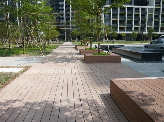 Moderno Legno Plastica Composito WPC Composito Decking Resistenza all'acqua Antirugine