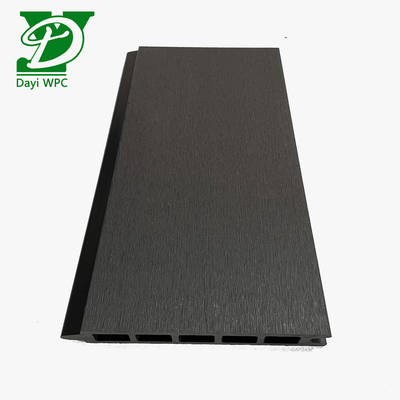 Recinzioni composite WPC resistenti alle intemperie per ringhiere esterne sostenibili